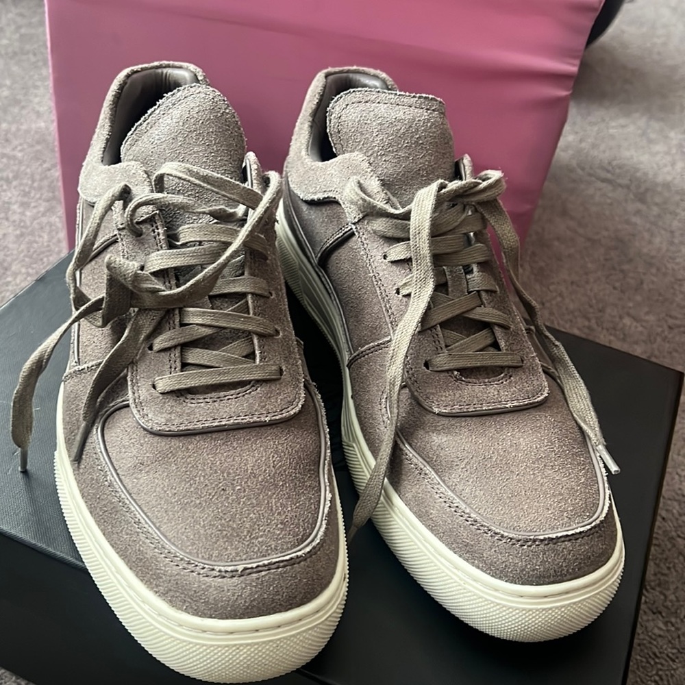 Alejandro Ingelmo grey suede low top sneaker size 9.5